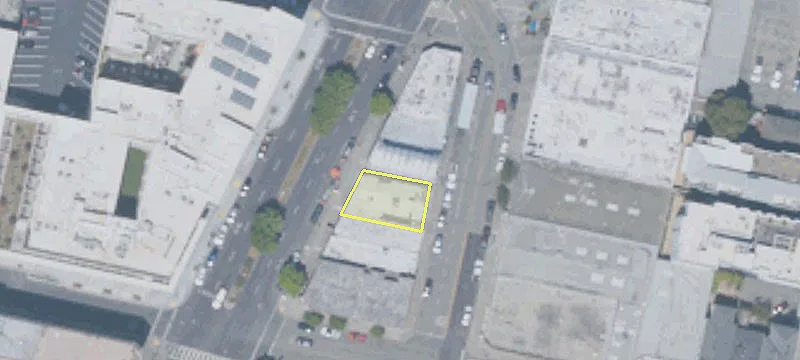 2436 Broadway