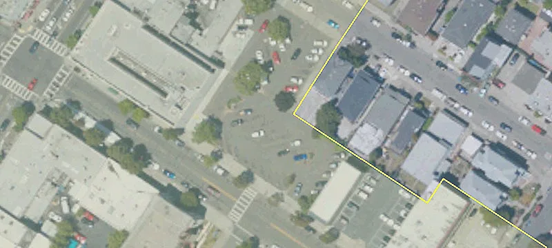 2425 Santa Clara Ave