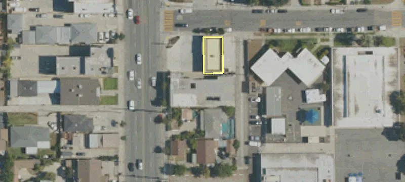 3250 Del Mar Ave