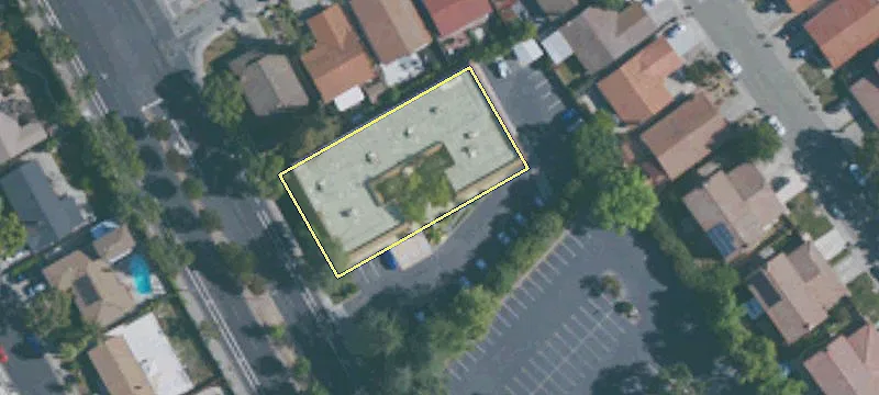 8265 Vlg Pkwy