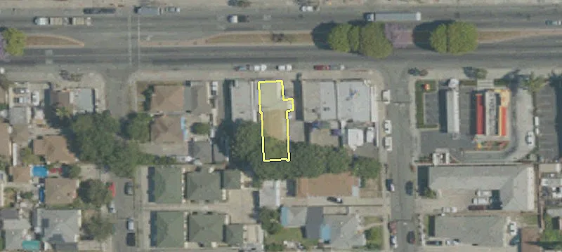 1212 Rosecrans Ave
