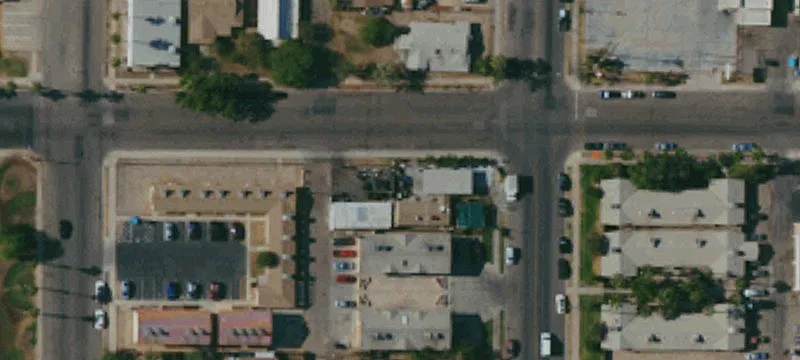 947 Emerson Ave