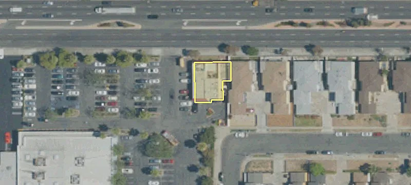 1304 Rosecrans Ave