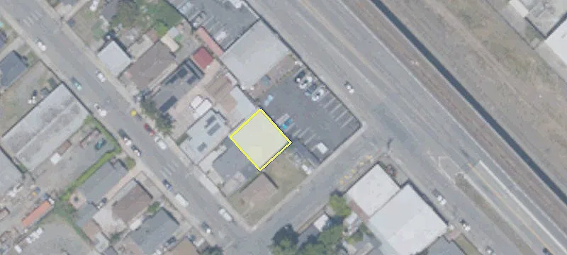 10121 San Leandro St