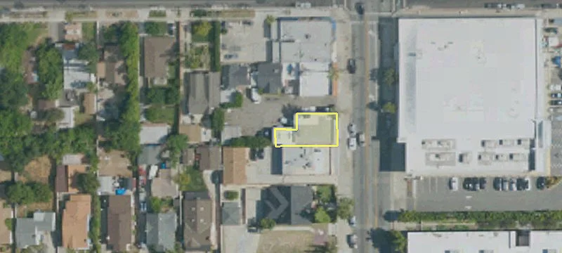 2405 Lincoln Ave