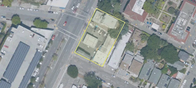 3810 Broadway