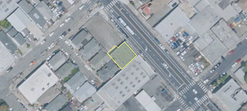 911 12th St