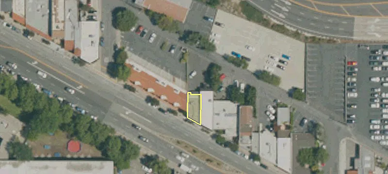 1047 Foothill Blvd