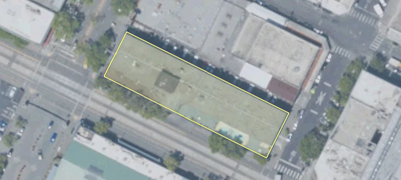 444 Embarcadero W