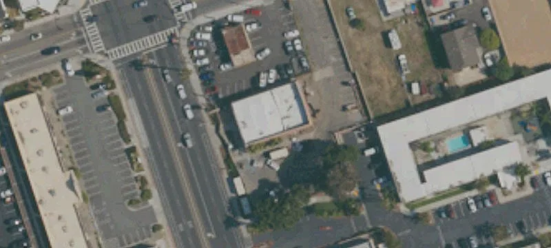 1011 Broadway