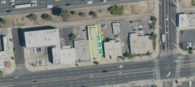 19717 Ventura Blvd