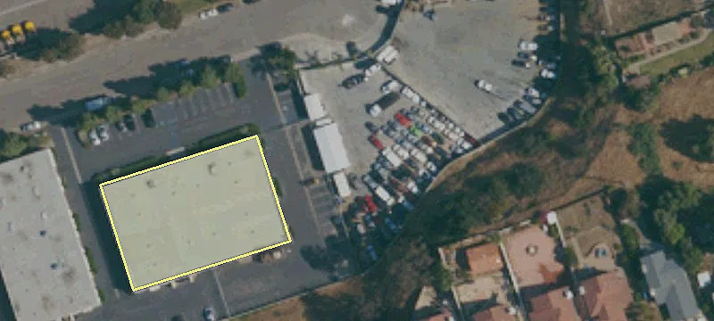 260 Trousdale Dr