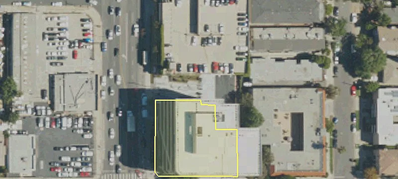 5000 Van Nuys Blvd