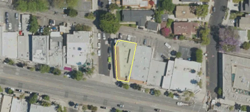 13521 Ventura Blvd