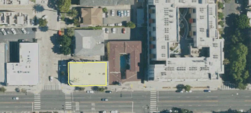 5601 Hollywood Blvd