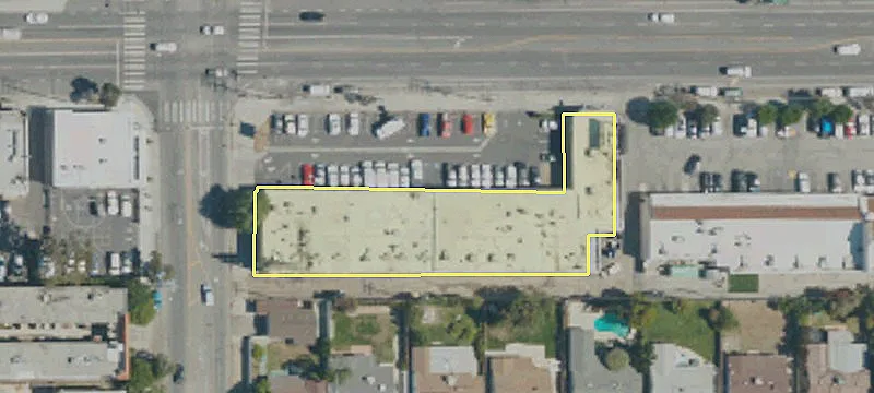 12450 Burbank Blvd