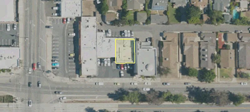 12439 Chandler Blvd