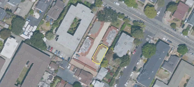 1826 Santa Clara Ave