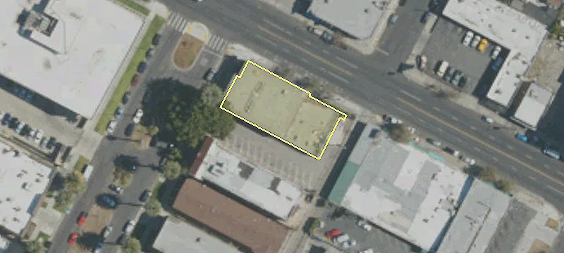 2828 Beverly Blvd