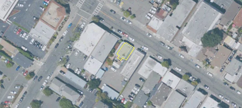 2508 Santa Clara Ave