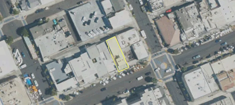 225 Manhattan Bch Blvd
