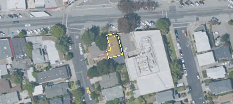 1604 Solano Ave