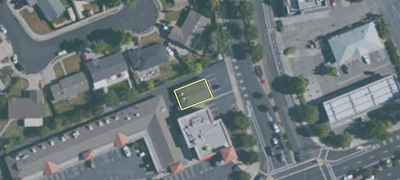 7252 Vlg Pkwy