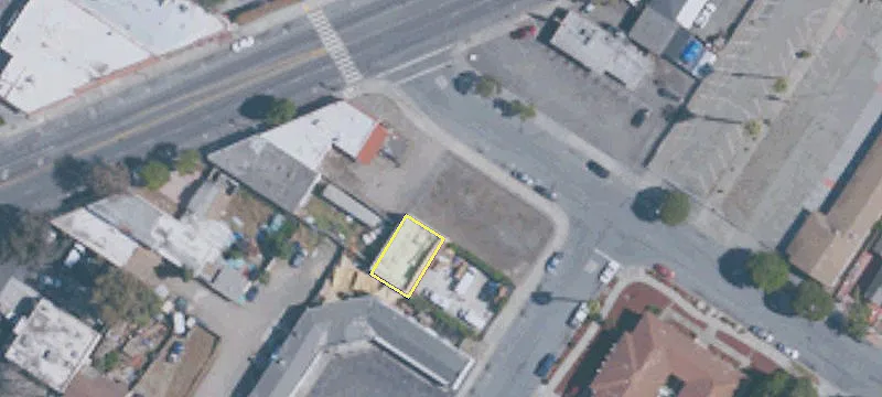 Magnolia St