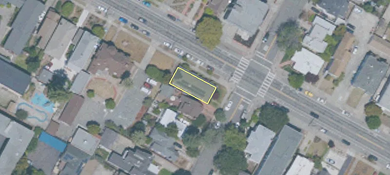 1740 Santa Clara Ave