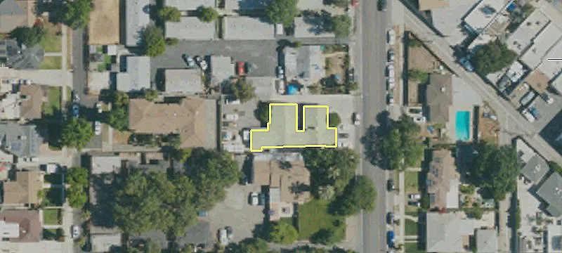 6301 Cahuenga Blvd