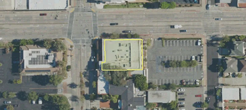 102 Myrtle Ave