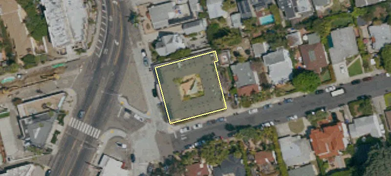 6811 La Jolla Blvd