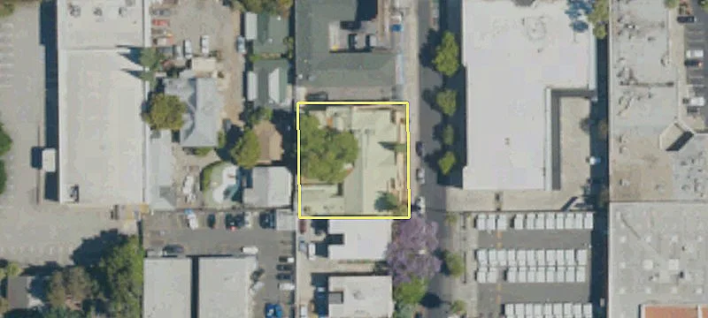 1445 Las Palmas Ave