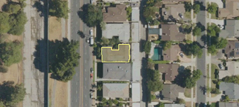 5830 Coldwater Cyn Ave