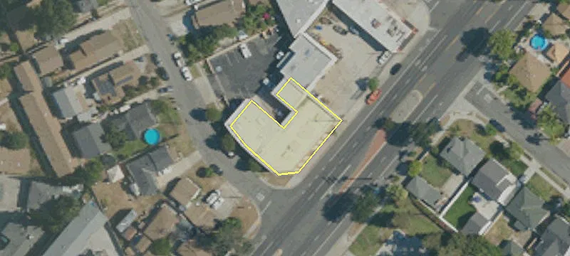 8221 Santa Fe Spgs Rd