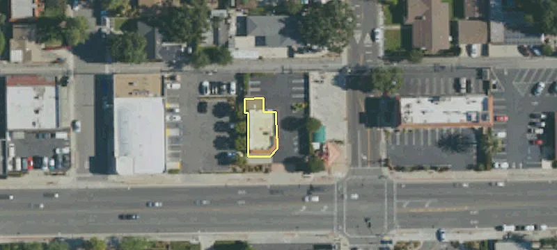 911 Foothill Blvd