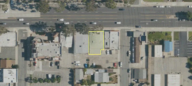 8250 Garvey Ave