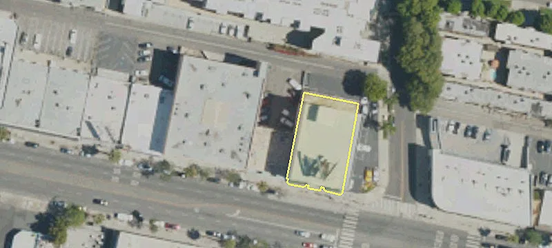 15117 Ventura Blvd