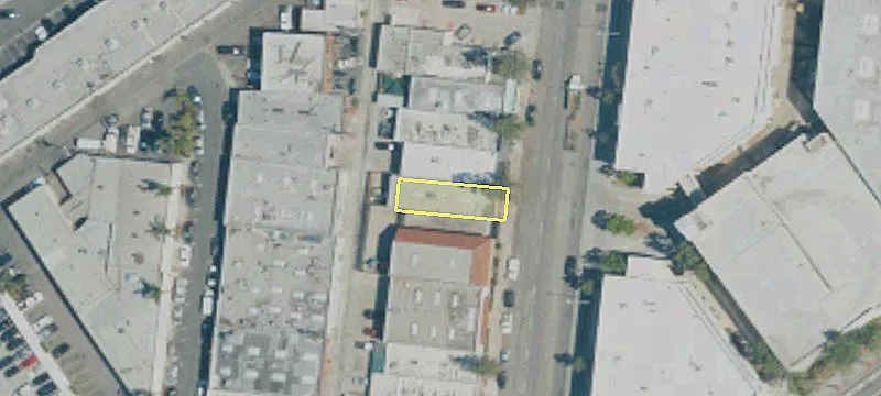 3737 Robertson Blvd
