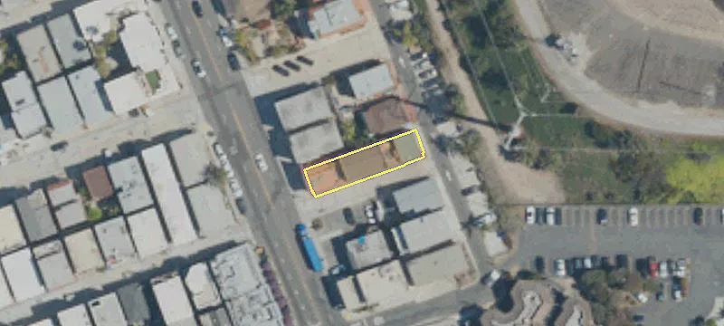 3814 Highland Ave
