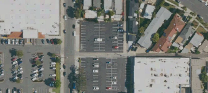 Adams Ave