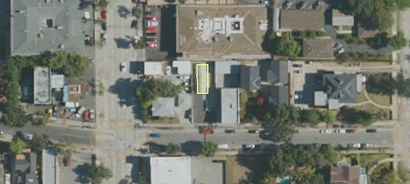 21 Howard St