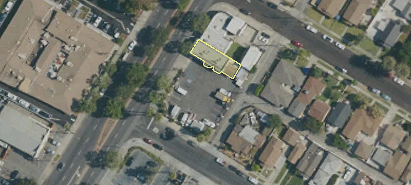 13006 Paramount Blvd