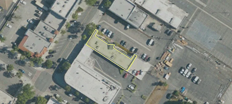 10916 Downey Ave