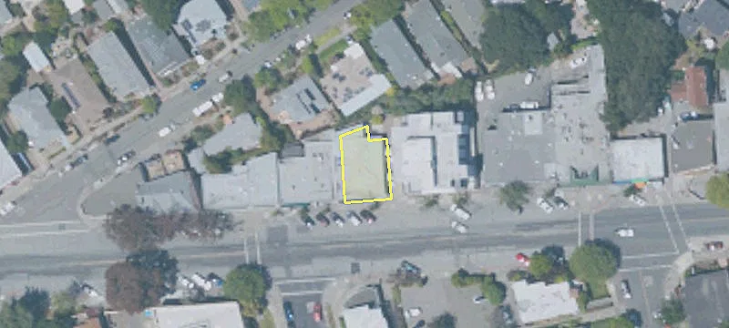 1655 Solano Ave
