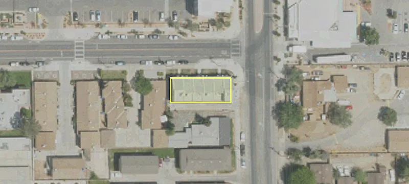 958 Ave Q12