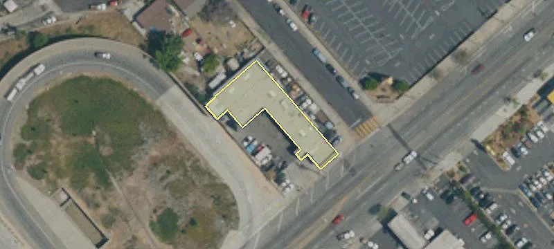 13821 Van Nuys Blvd