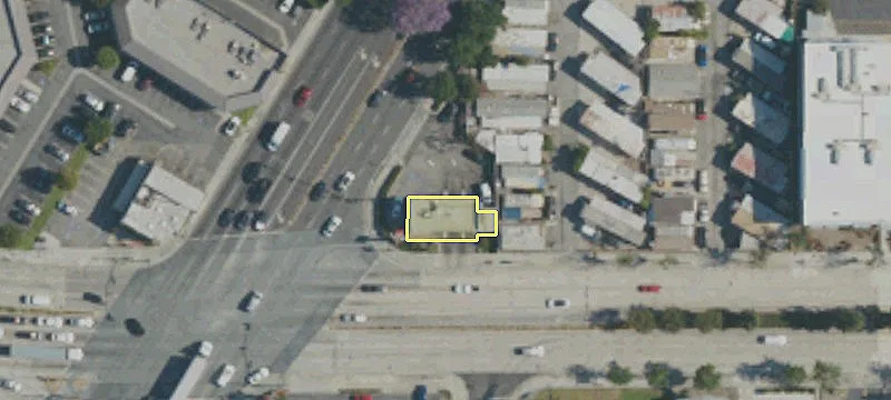 12556 Lakewood Blvd