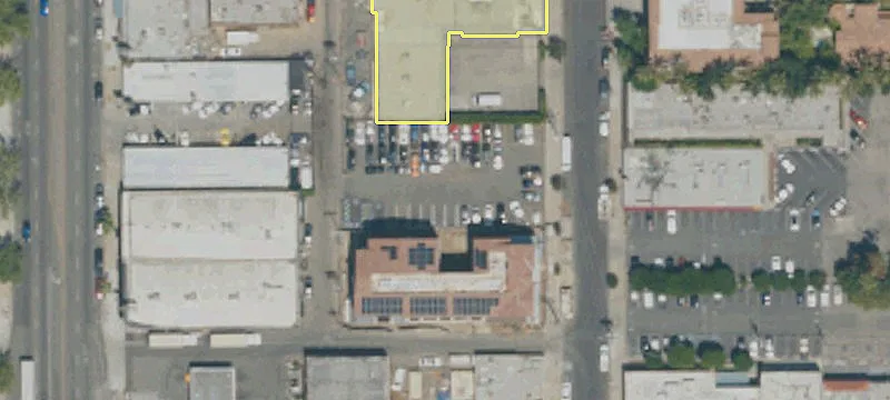 7218 Reseda Blvd