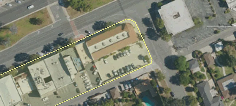 2398 Huntington Dr